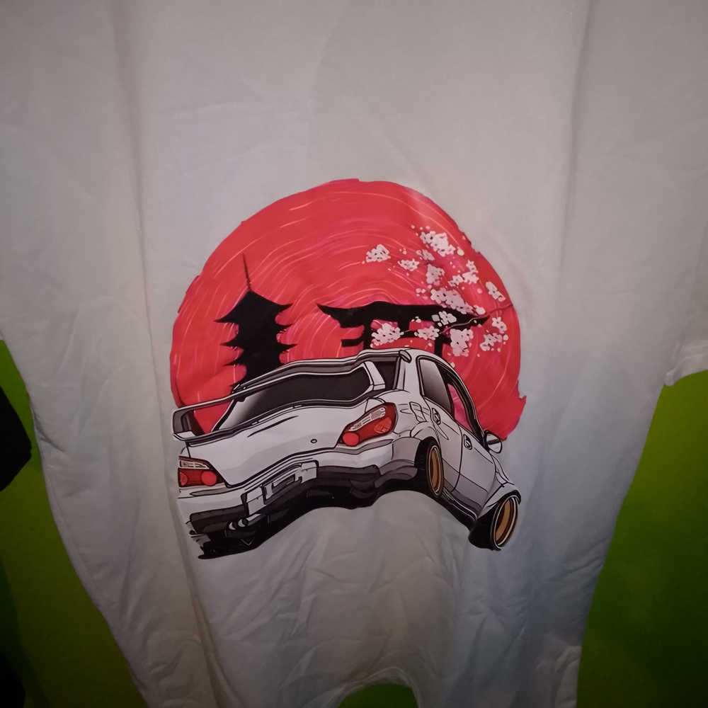 2 Japanese Racing T-shirts With Large Graphics In Size XL - Picture 5 of 5